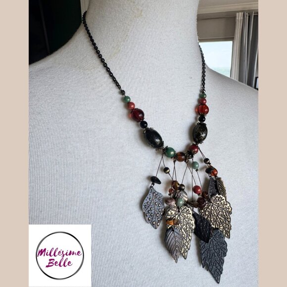 Tribal Leaf Styled Necklace - Picture 2 of 4